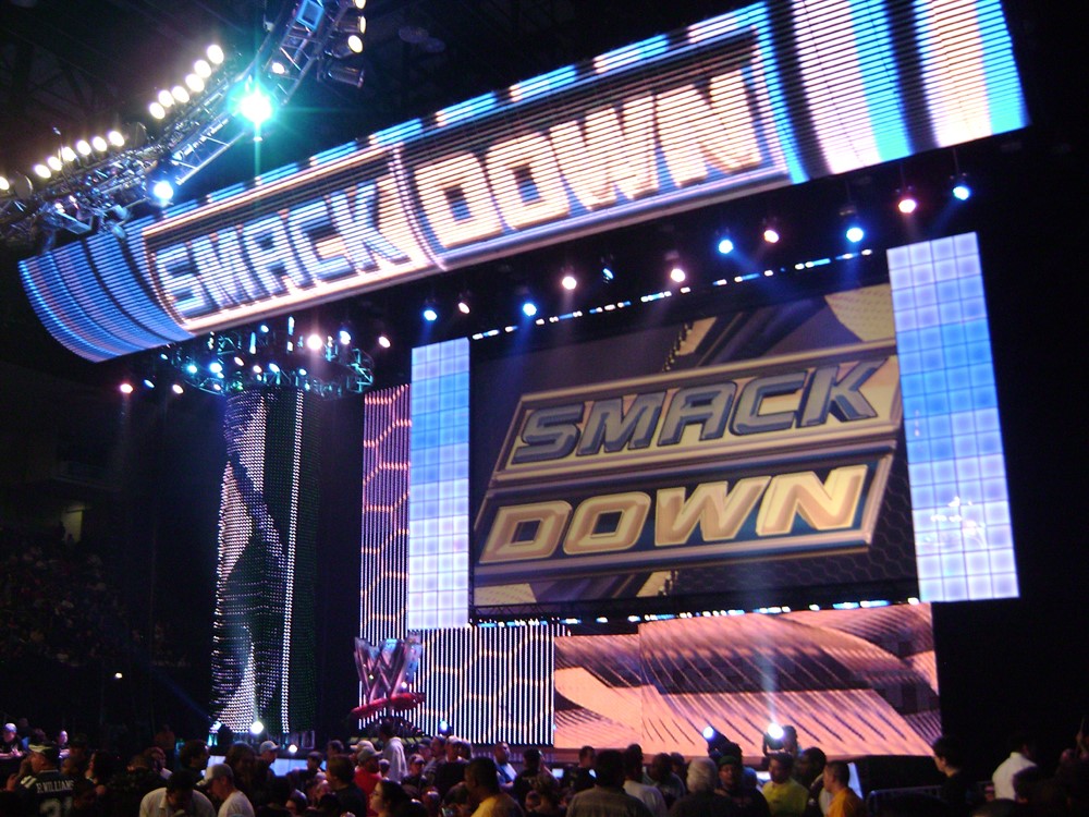 WWE: Smackdown at KeyBank Center